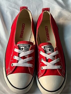 Converse women’s Red Low Top Canvas Sneakers